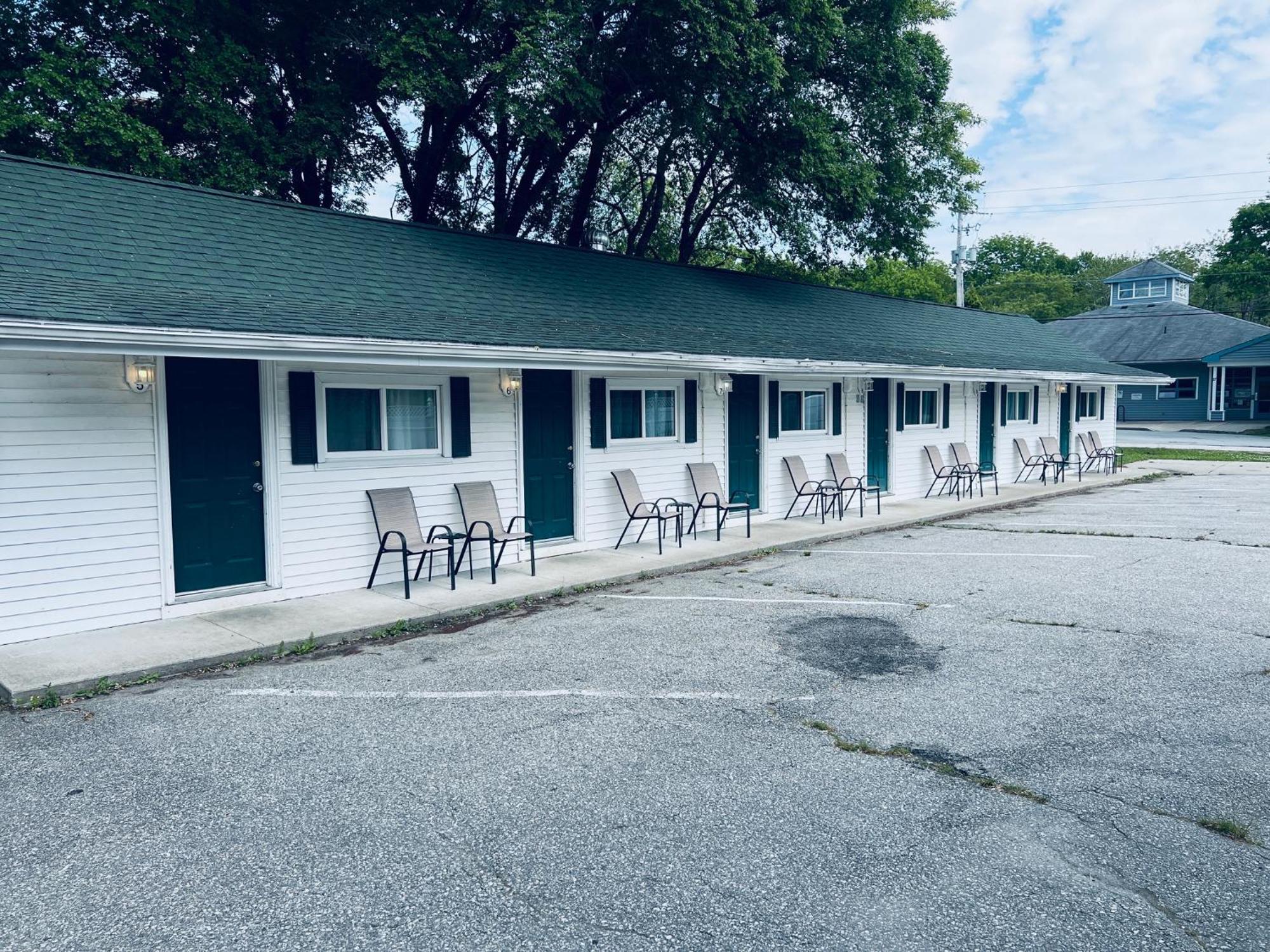麦肯齐汽车旅馆和小屋酒店 谢尔本 外观 照片